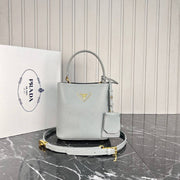 PRADA- Panier Saffiano