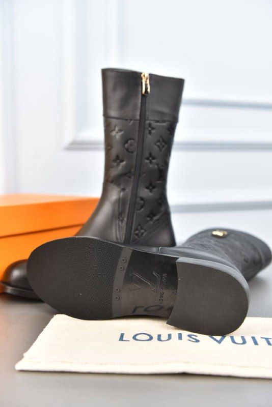 LOUIS VUITTON-LOUIS VUITTON - Drops Half Boot