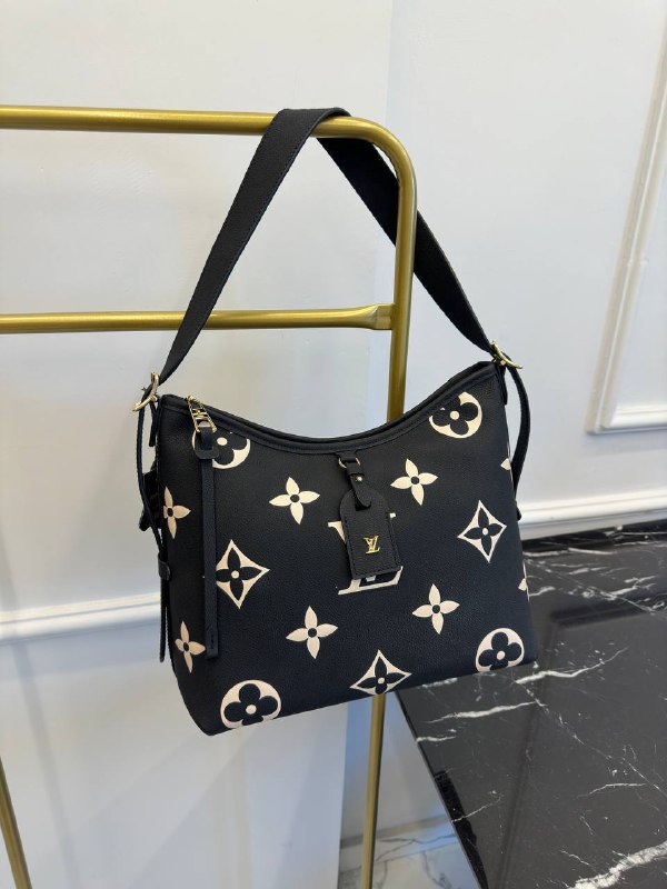 LOUIS VUITTON- CARRYALL