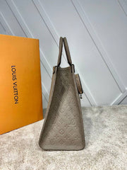 LOUIS VUITTON- Onthego Bag Big