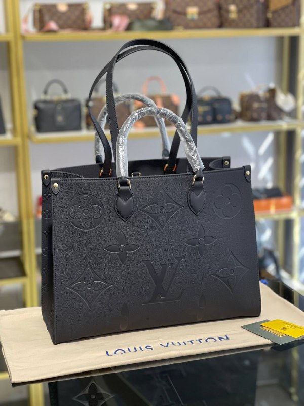 LOUIS VUITTON-OnTheGo GM 41