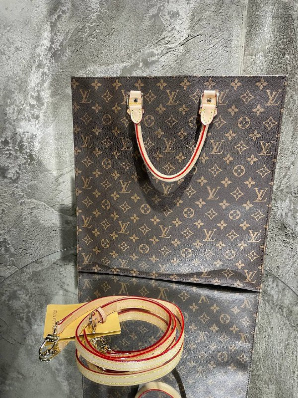 LOUIS VUITTON-Sac plat tote