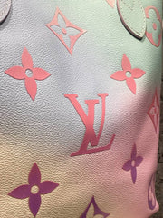 LOUIS VUITTON-Neverfull MM Tote Bag