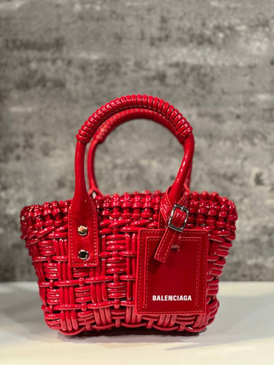 BALENCIAGA