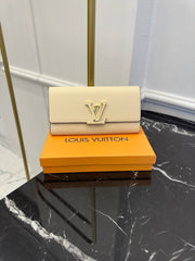 LOUIS VUITTON-WALLET