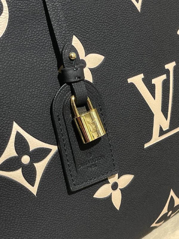 LOUIS VUITTON-Grand Palais Bicolor