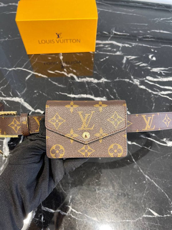 LOUIS VUITTON-‘DAILY MULTI POCKET