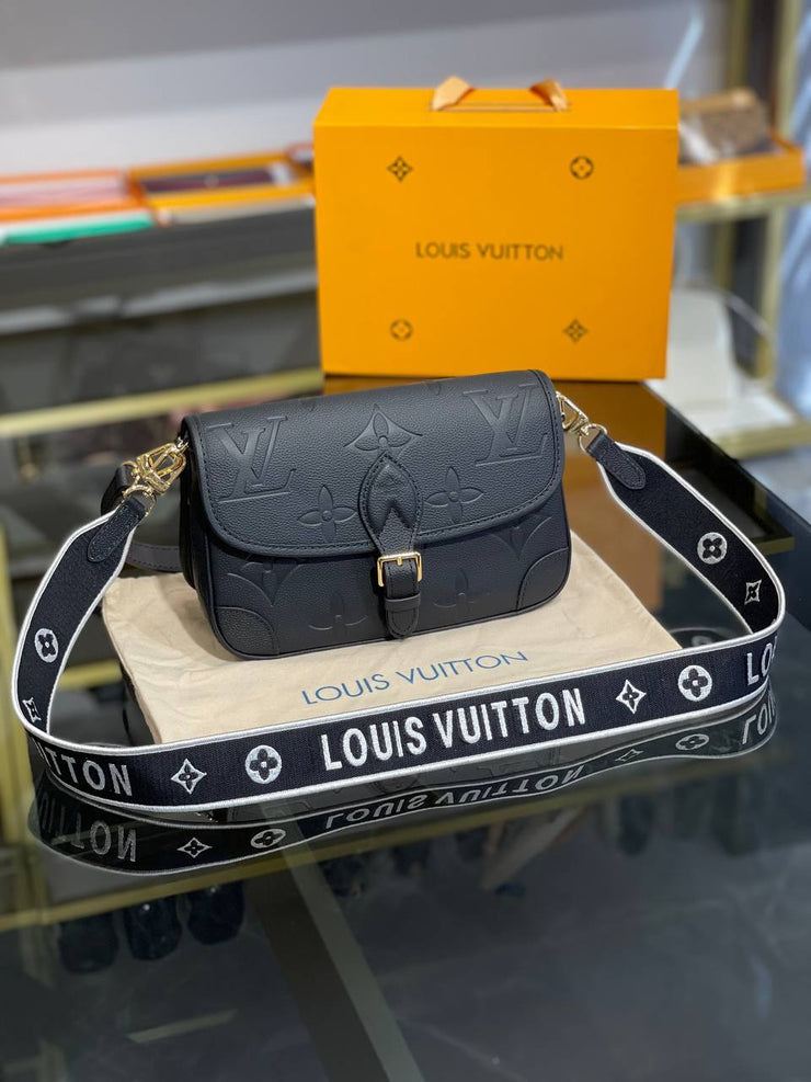 LOUIS VUITTON- Diane Monogram