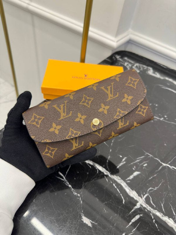 LOUIS VUITTON-EMILIE WALLET’