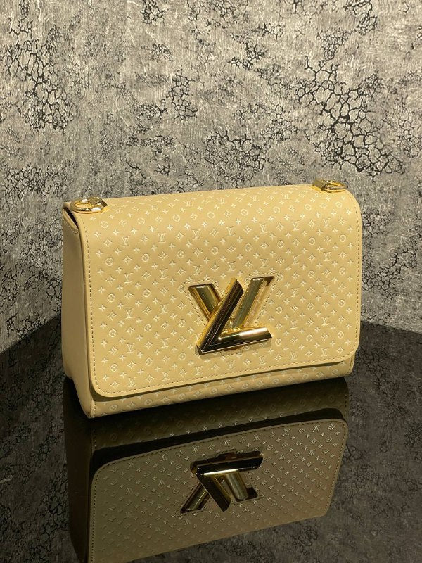 LOUIS VUITTON-Twist Epi