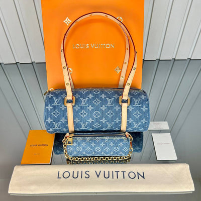 LOUIS VUITTON- Speedy bag