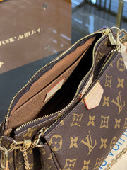 LOUIS VUITTON-MULTI POCHETTE