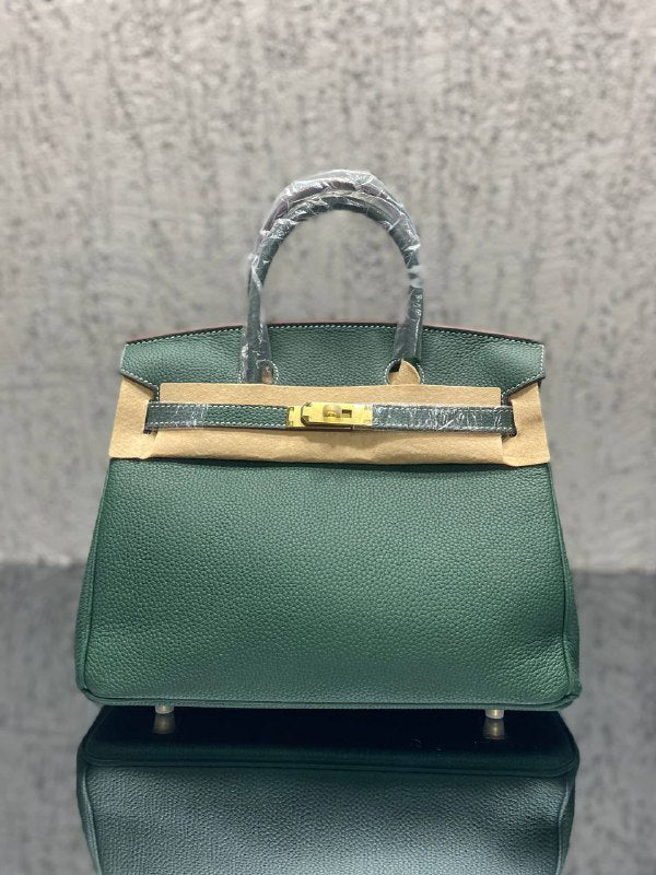 HERMES-Hermes BIRKIN  Size 30x25 cm