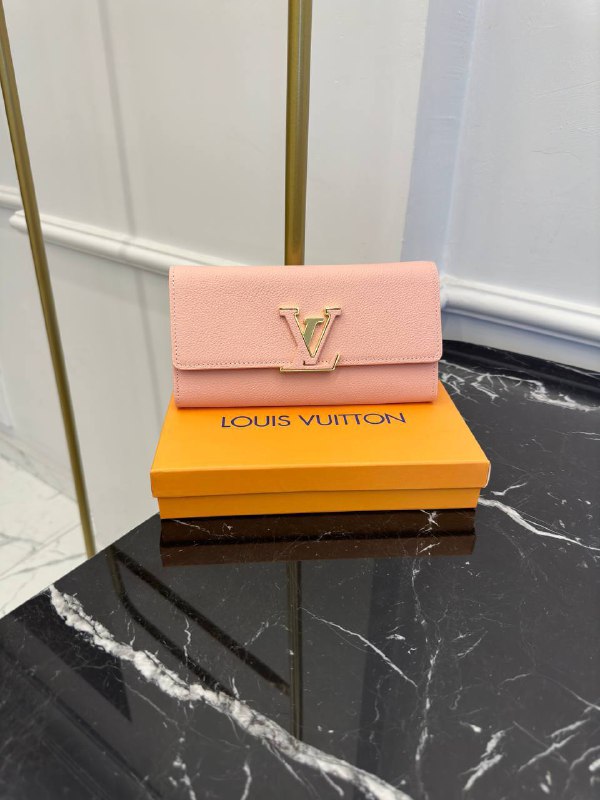 LOUIS VUITTON-WALLET