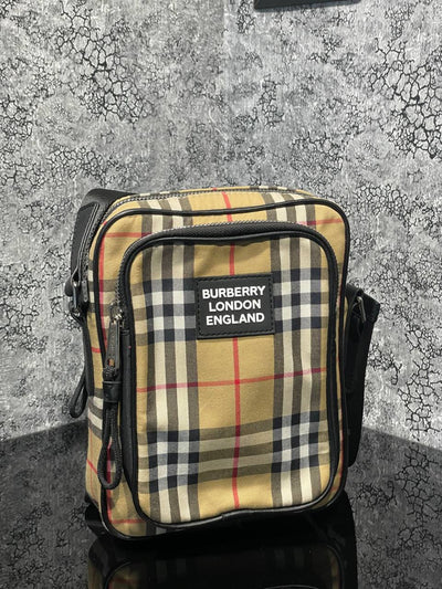 BBURBERRY-