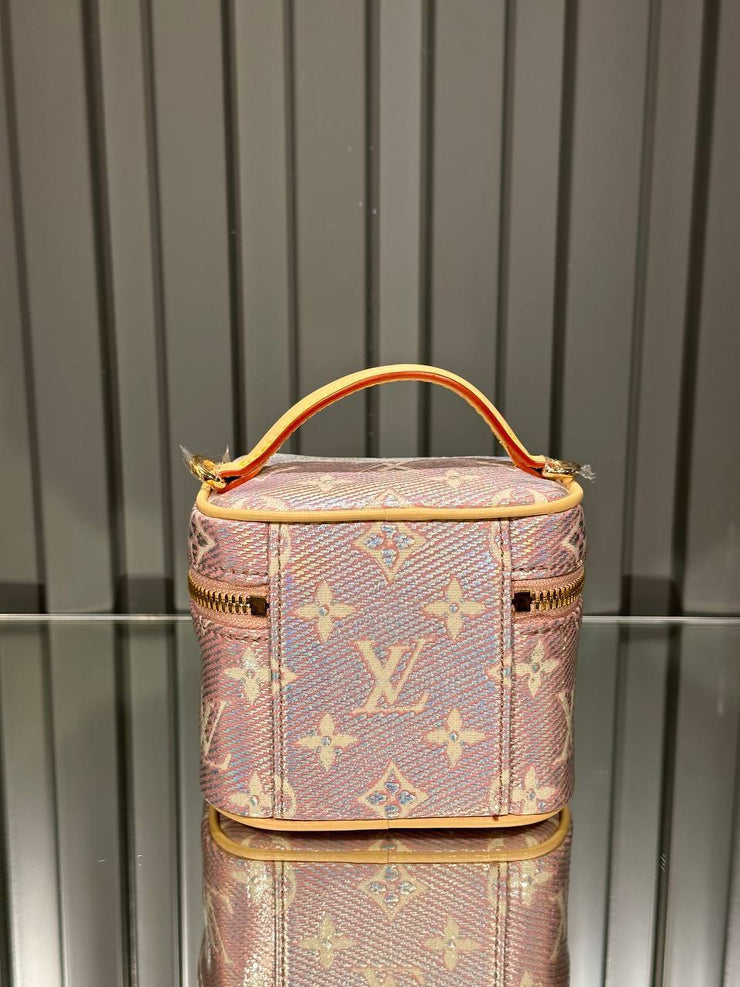 LOUIS VUITTON-Micro vanity bag