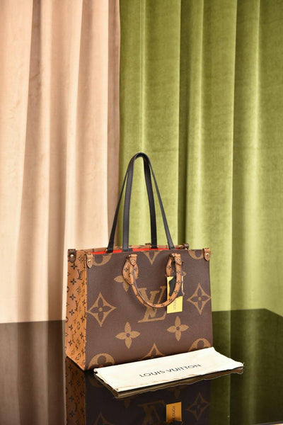 LOUIS VUITTON - Onthego MM Monogram